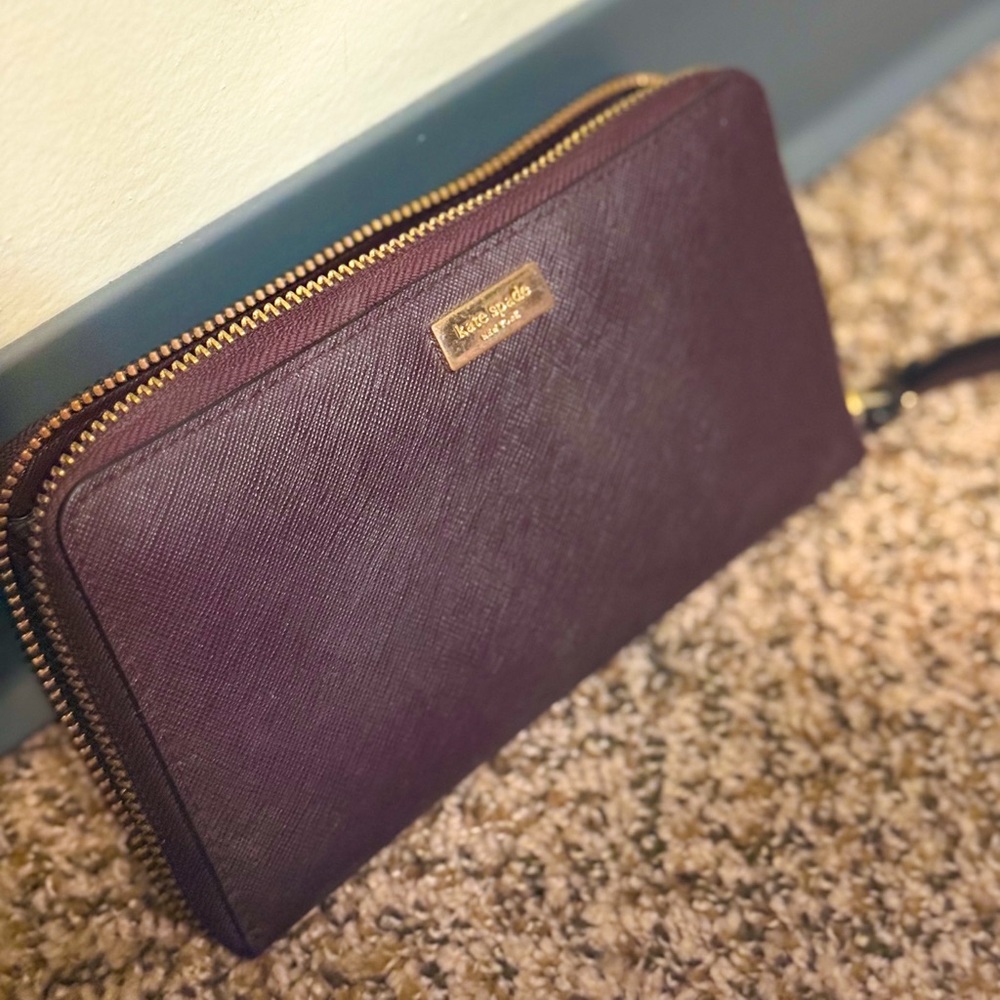 Kate Spade maroon Wallet